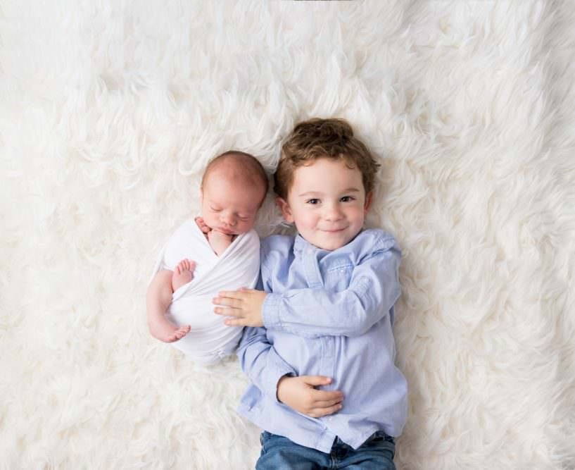 shooting-photo-famille-naissance-fratrie-78