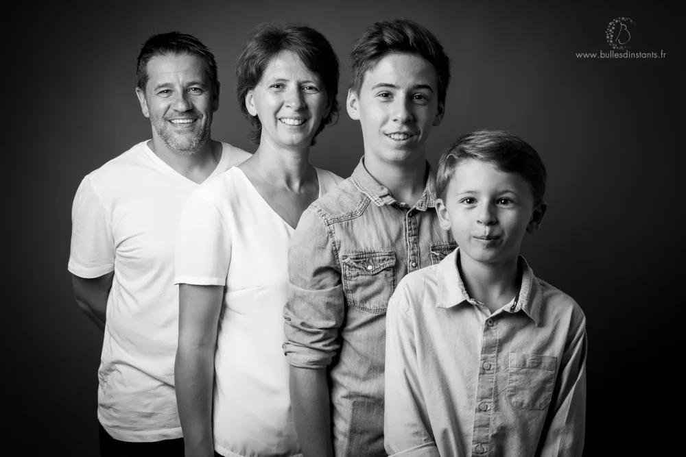 Seance-photo-famille-photographe-studio-yvelines-78