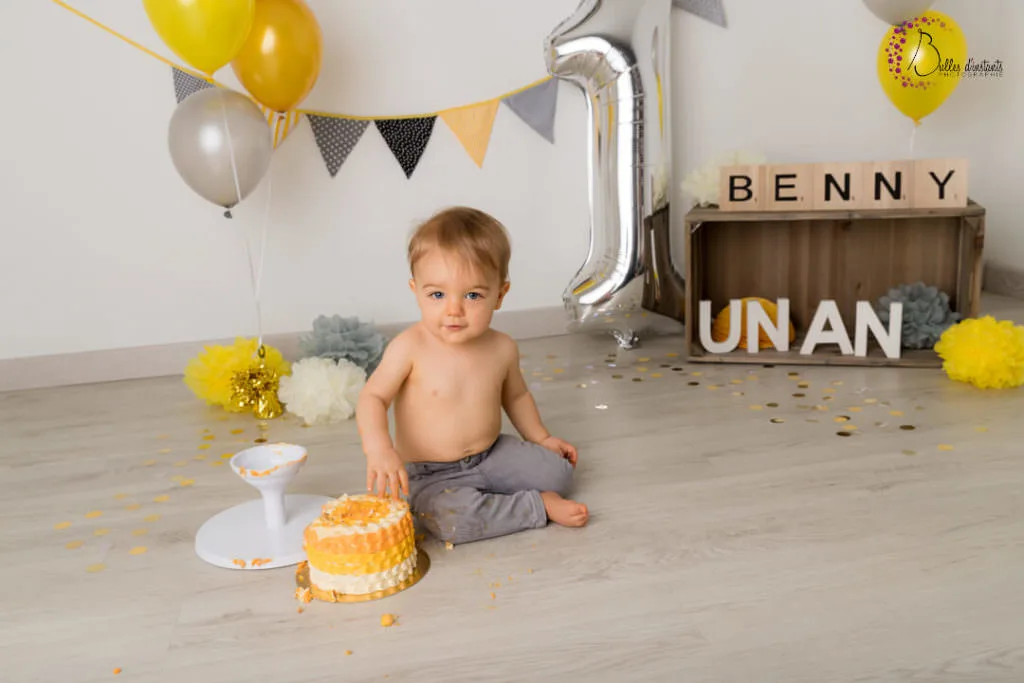 photographe pour bébé smash the cake jaune yvelines 78